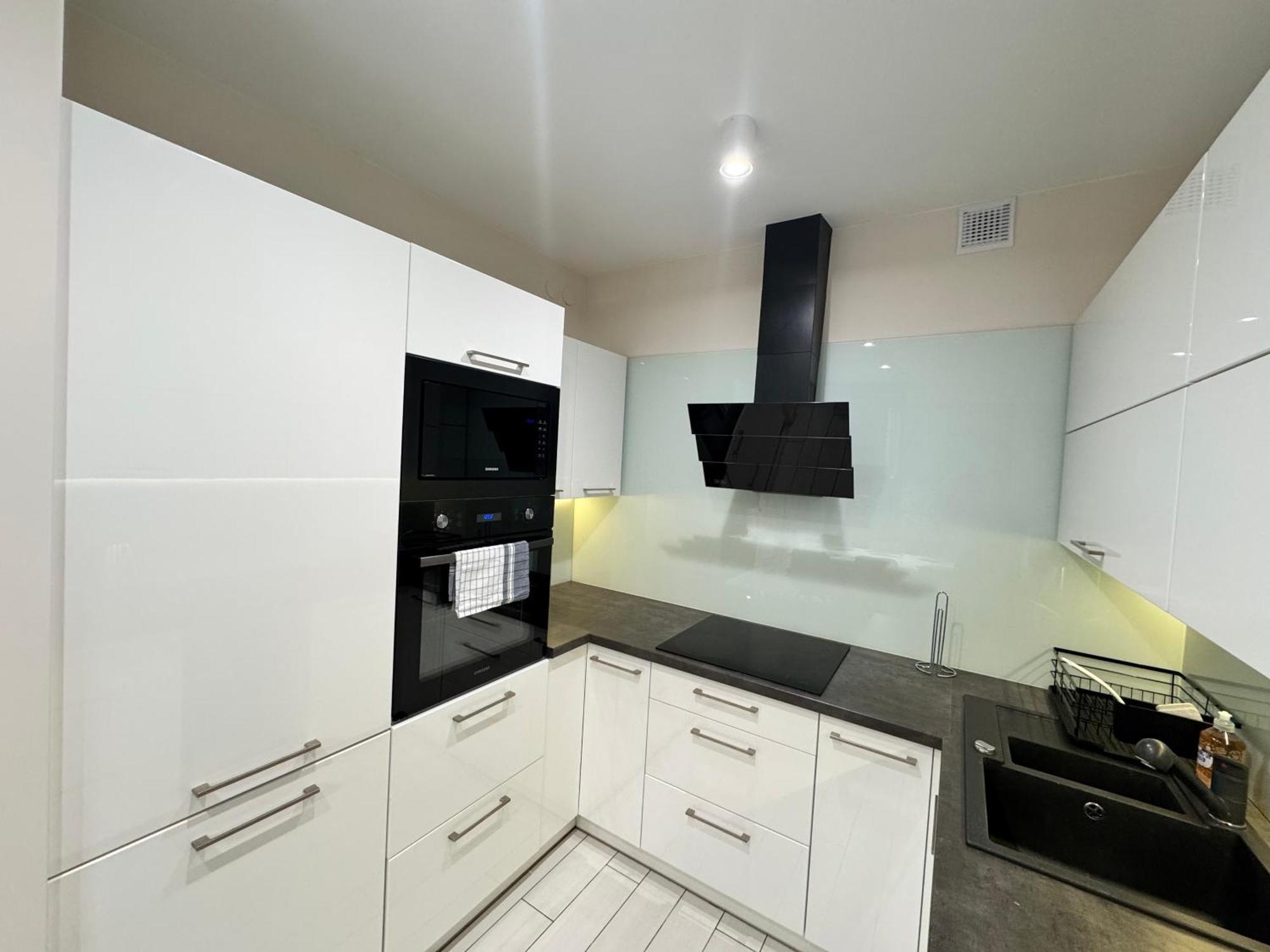 Apartment Beautiful & Modern Atlas Arena Zoo Parking *